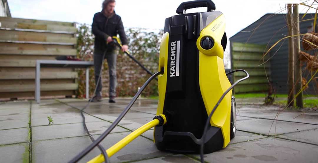 Comment Nettoyer une terrasse avec Karcher?