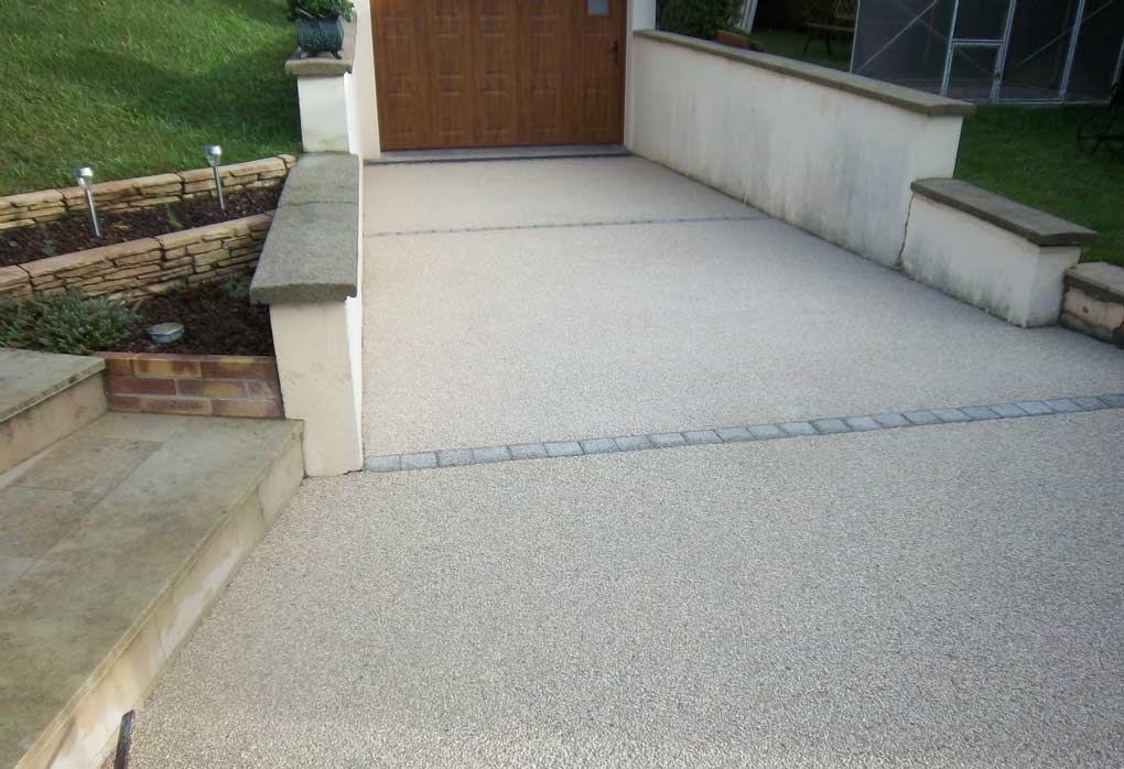 Dalle en beton pas cher Types Prix Conseils PaveBeton