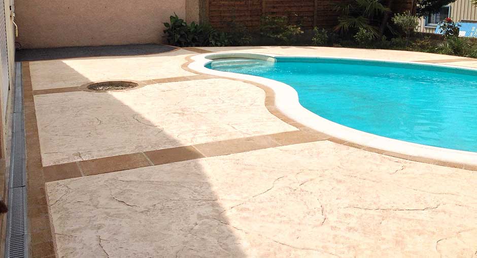 Prix dalle piscine béton au m2 selon les types - PaveBéton