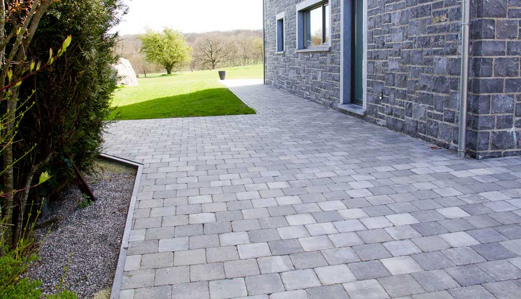 Pavés beton pour terrasse