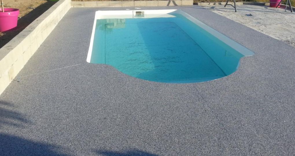 Béton poreux piscine