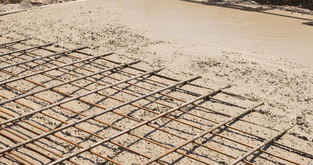 Couler du béton par temps chaud